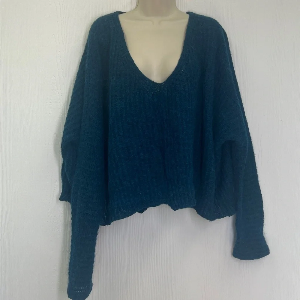 Free People - Moombeam Ribbed Oversized V Neck Long Sleeve Sweater Size Medium